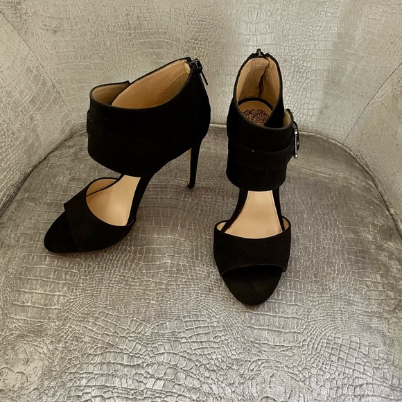 Vince Camuto black ankle strap sandals - Picture 1 of 6